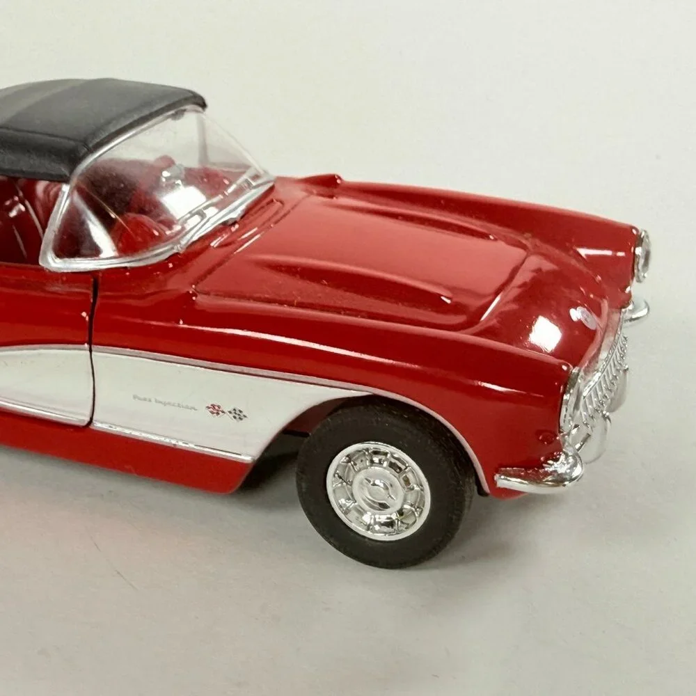 Welly 1957 Chevrolet Corvette Convertible DieCast 1:36  Red Silver damaged